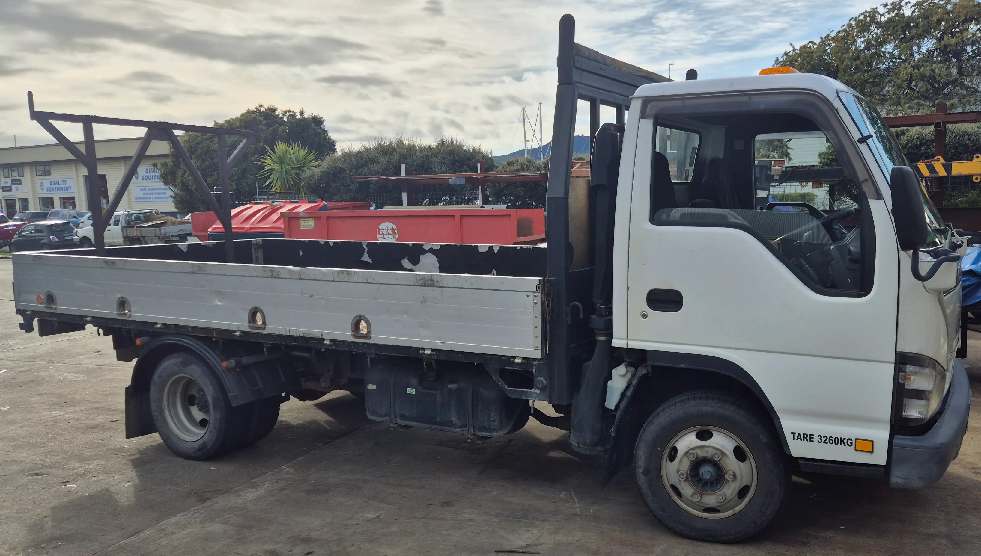 Isuzu Elf Light Truck