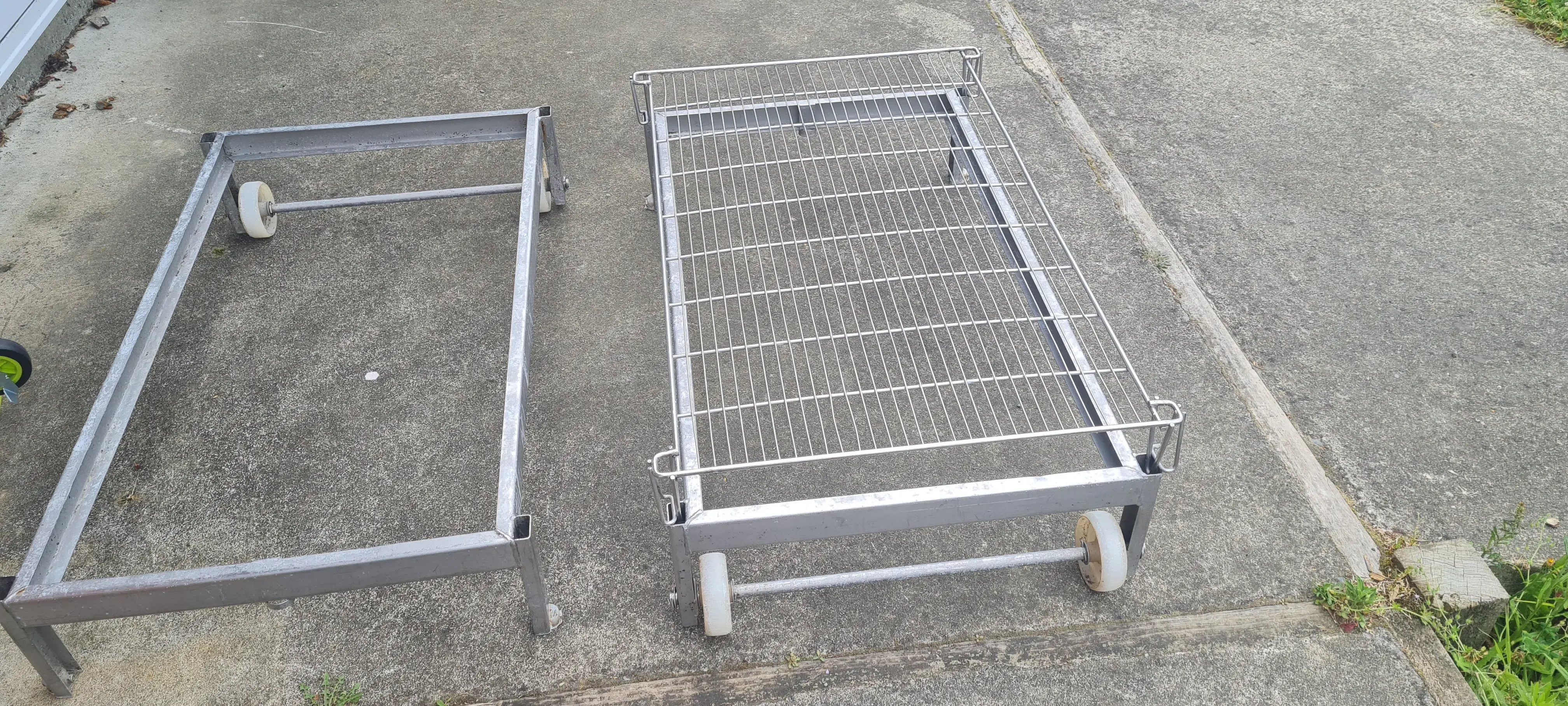 Trolleys for Wire Racks