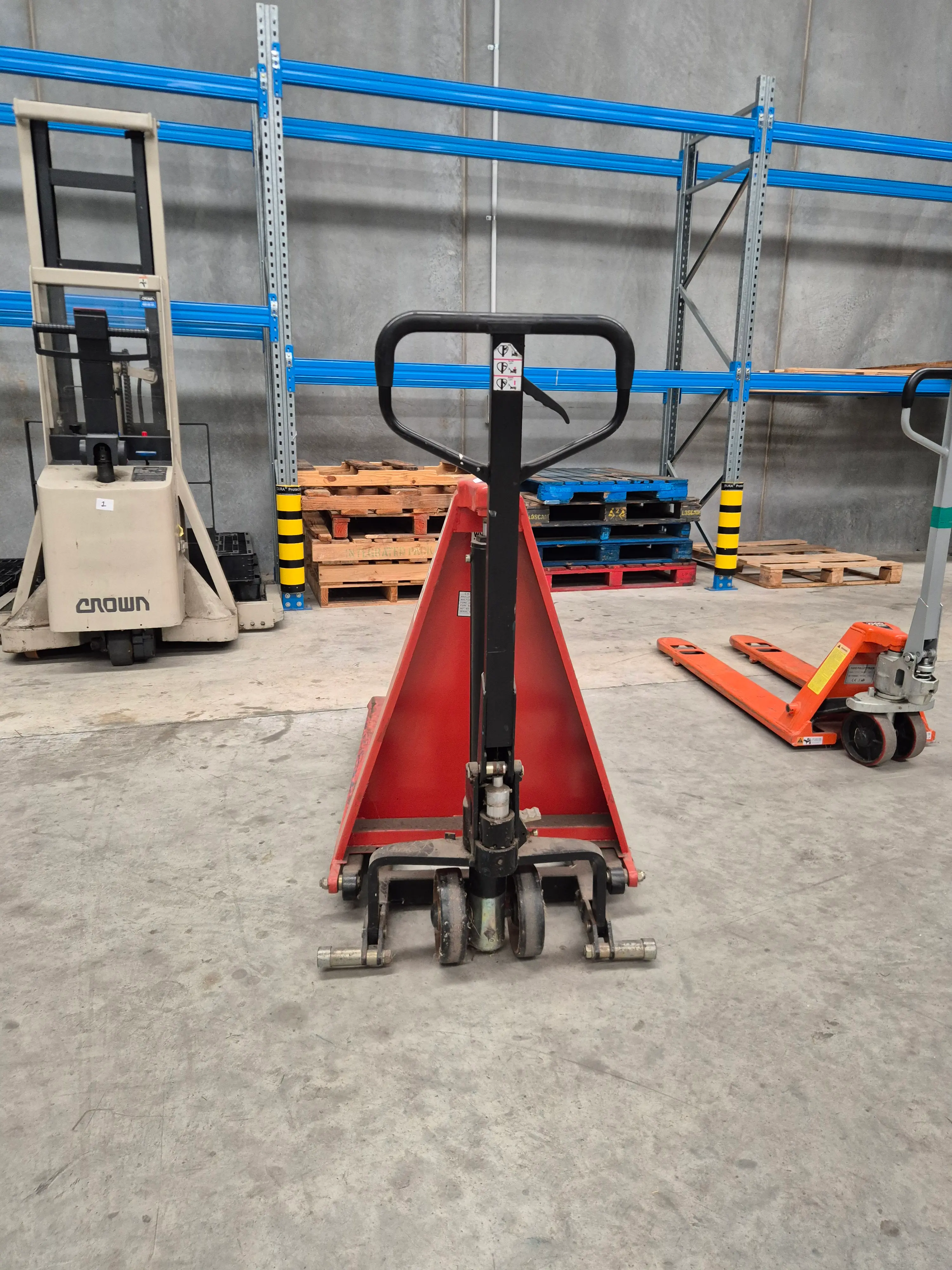 Pallet Jack (Red)
