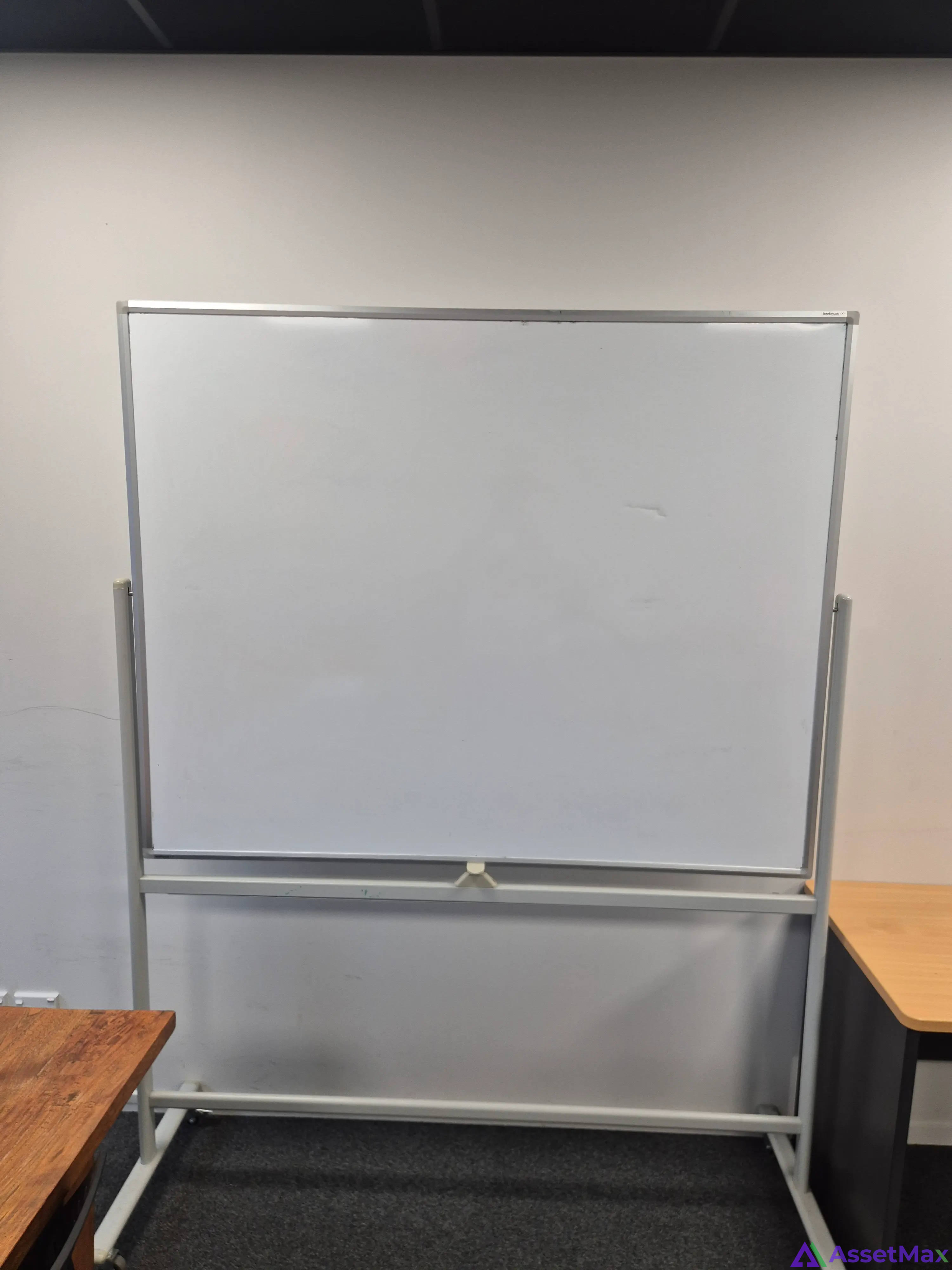 Whiteboard on wheels