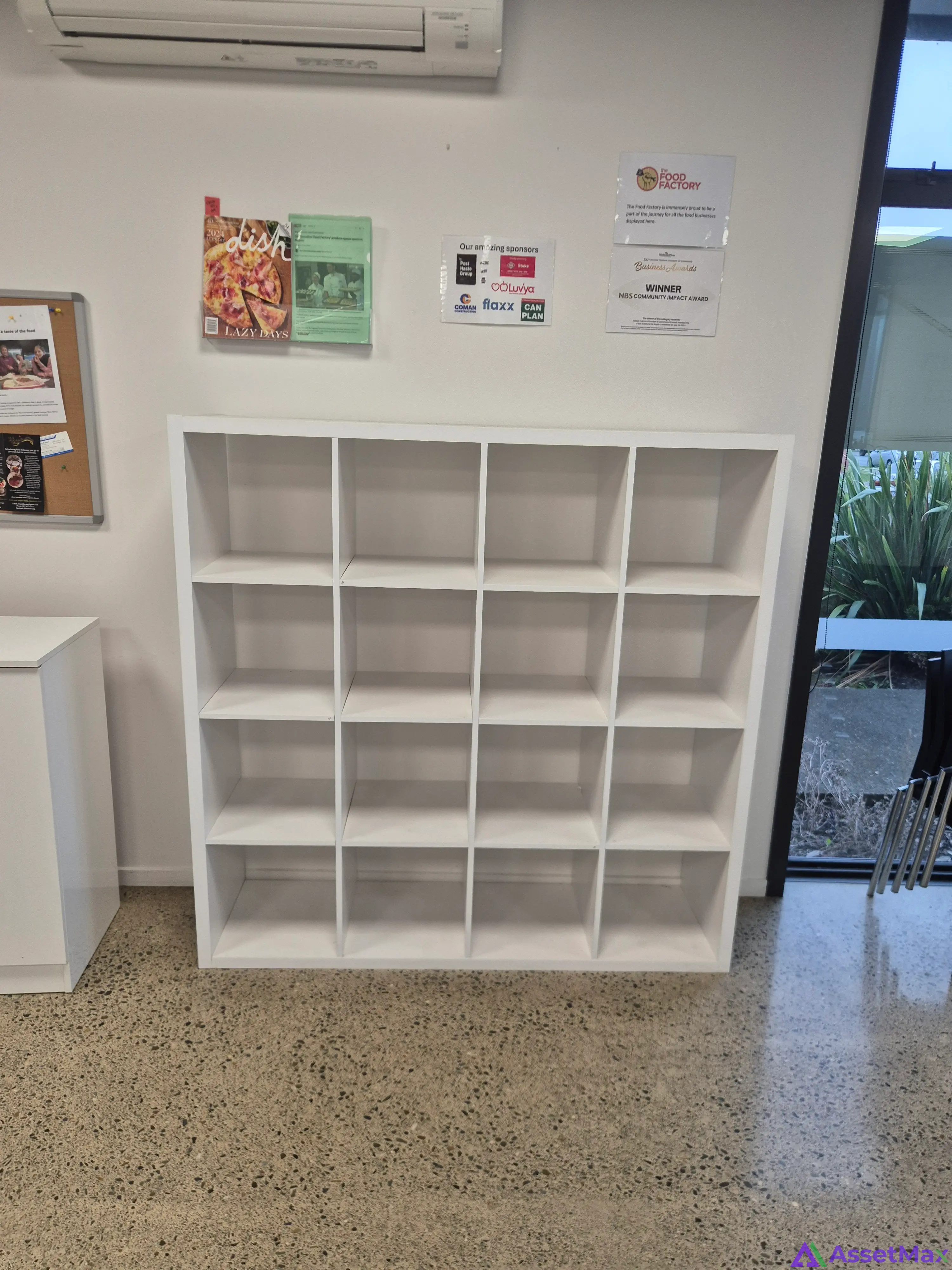 16 Cube Shelf