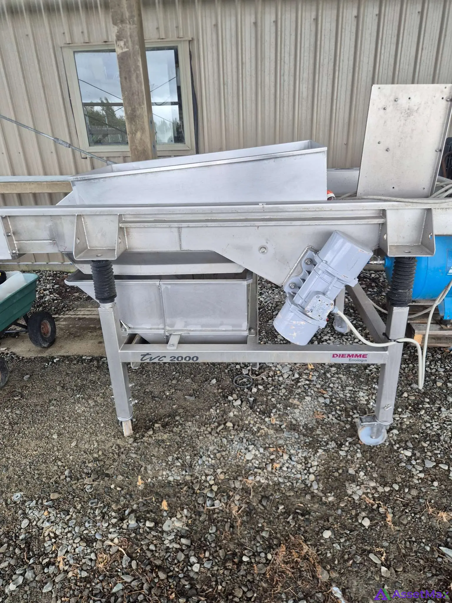 Vibrating Sorting Table